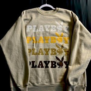 Playboy crewneck/ Size L